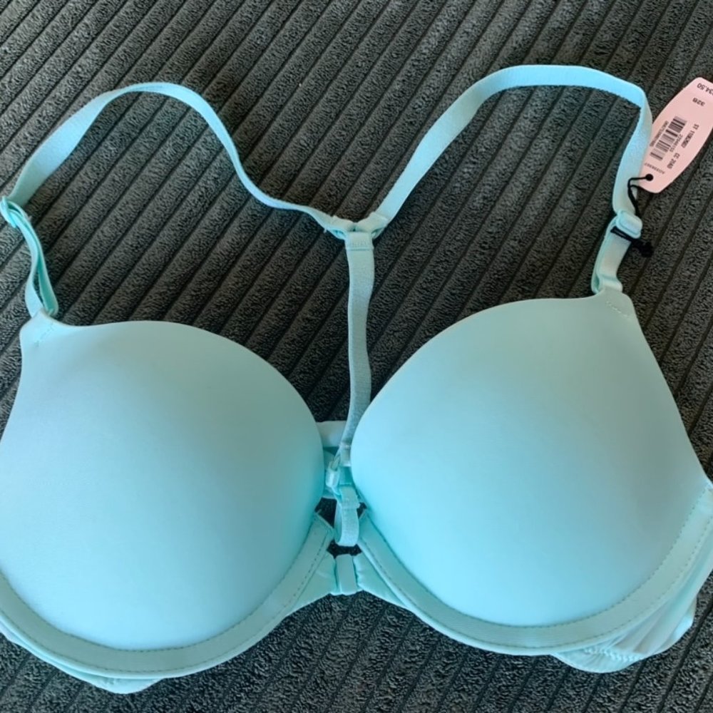 Victoria's Secret Push up Bra 32B NWT